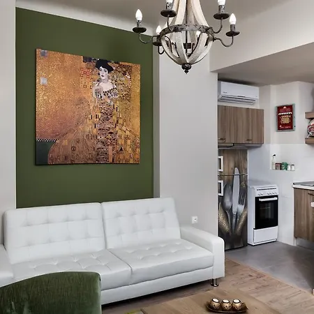 Vintage In The Heart Of Plaka Apartment